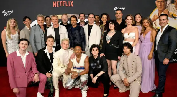 Obsada Cobra Kai na premierze, z niecierpliwością czekamy, kiedy nowy sezon pojawi się na Netflixie.