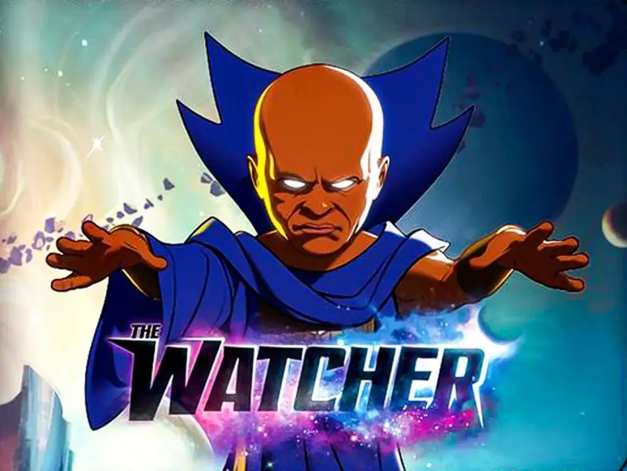 Obserwator serialu Marvel, Uatu, w niebieskiej szacie, z pomarańczową skórą i świecącymi oczami, rozpościera ręce na tle kosmosu.